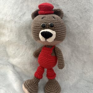 Amigurumi Bär Mario | Handgemachtes Kuscheltier | Häkelpuppe Unikat | Geschenkidee