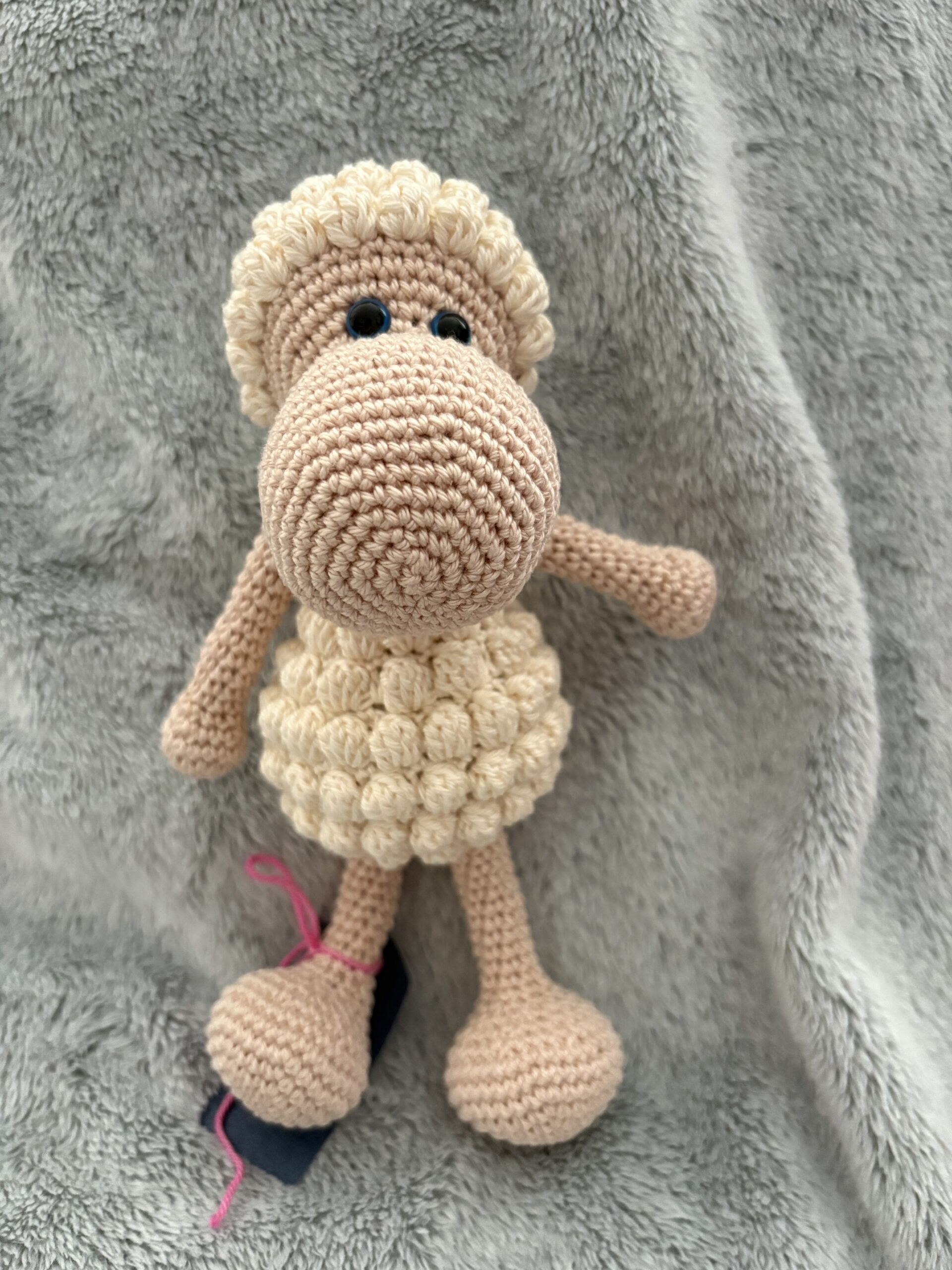 Amigurumi Schaf Lotti | Handgemachtes Kuscheltier | Häkel-Schaf Unikat